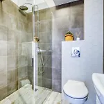 Apartman Full Location In Center Varsó